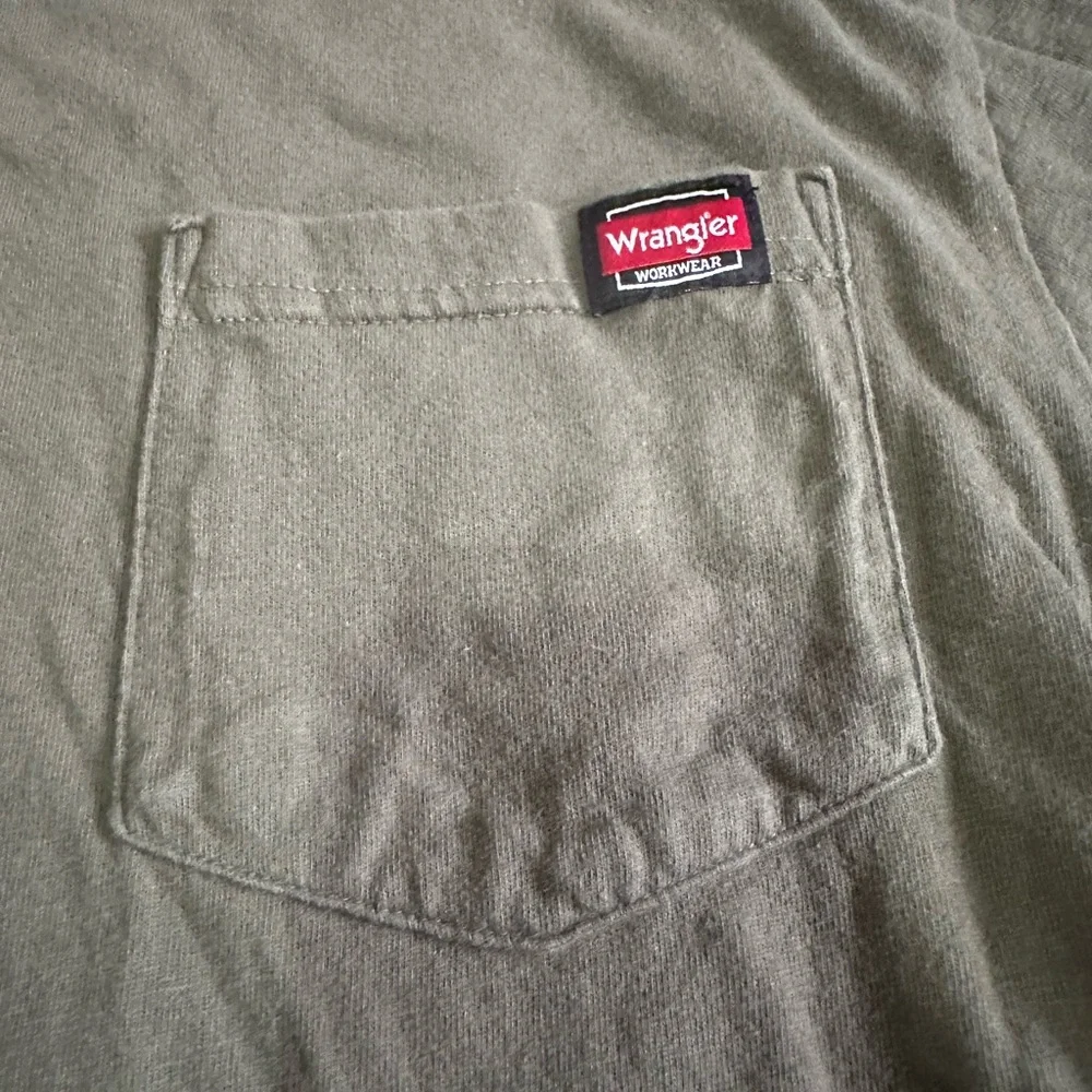 Wrangler Workwear Olive Tee - Picture 2 of 5